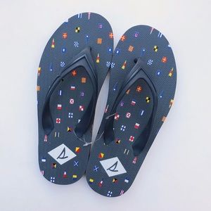 Sperry Gray Flip-Flops with Nautical Flag Pattern